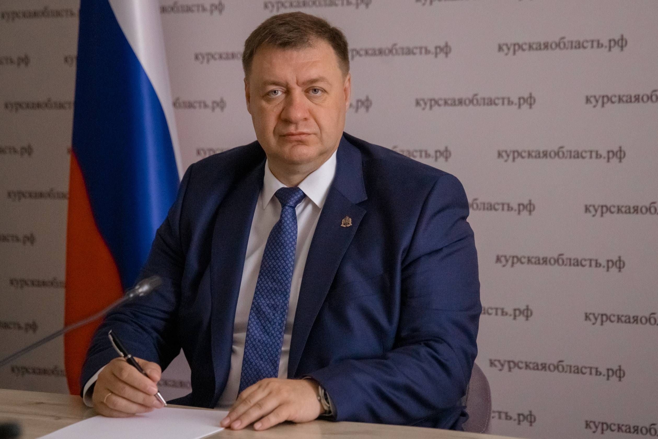 Экс-замгубернатора Курской области заявил в суде о передаче откатов губернатору