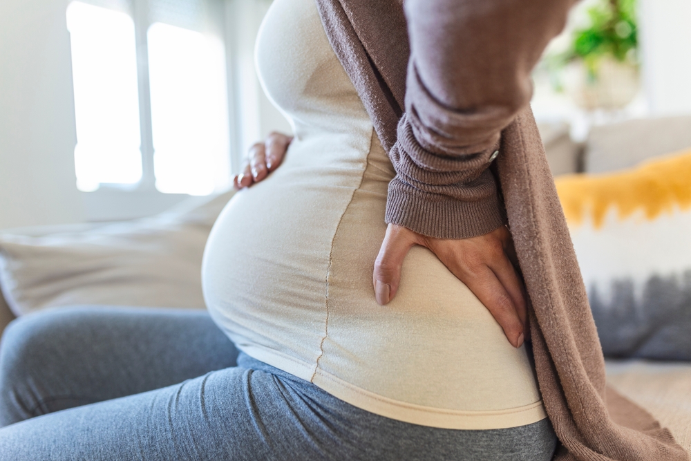 Жительница Якутии родила, стоя около регистратуры перинатального центра