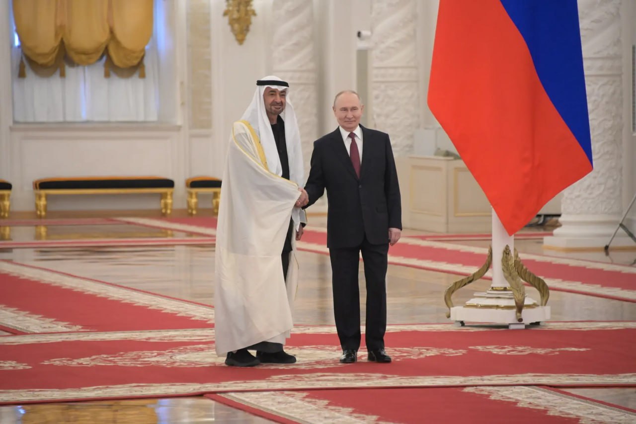 Путин поблагодарил лидера ОАЭ за посредничество в урегулировании конфликта с Украиной