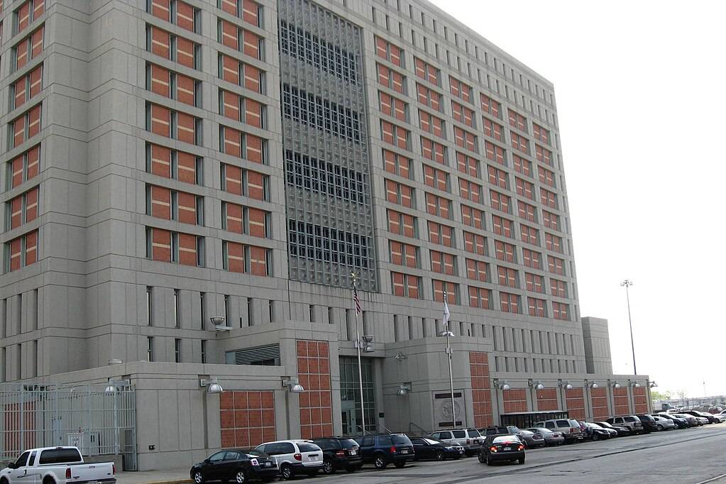 Мадуро и его жену доставили в следственный изолятор в Бруклине