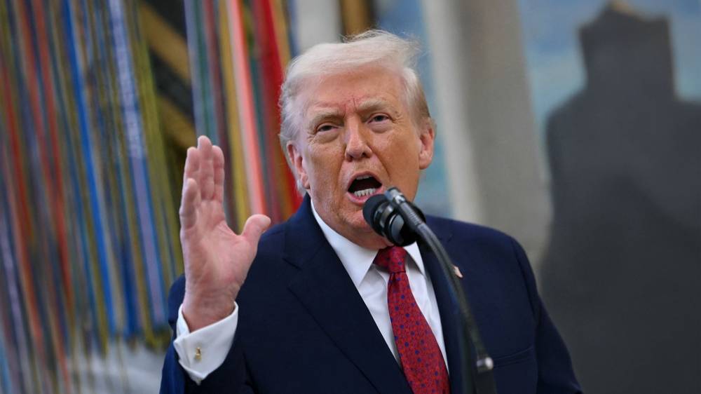 Трамп объявил чрезвычайное положение в США из-за ситуации с Кубой