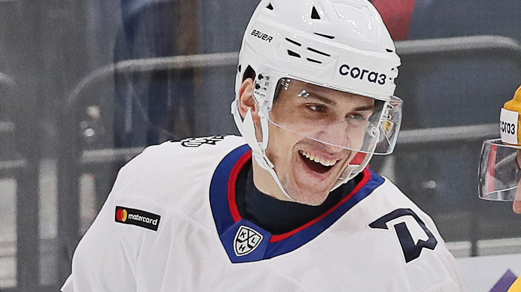 Грецкий опережает Овечкина на 47 голов в чемпионате Белоруссии