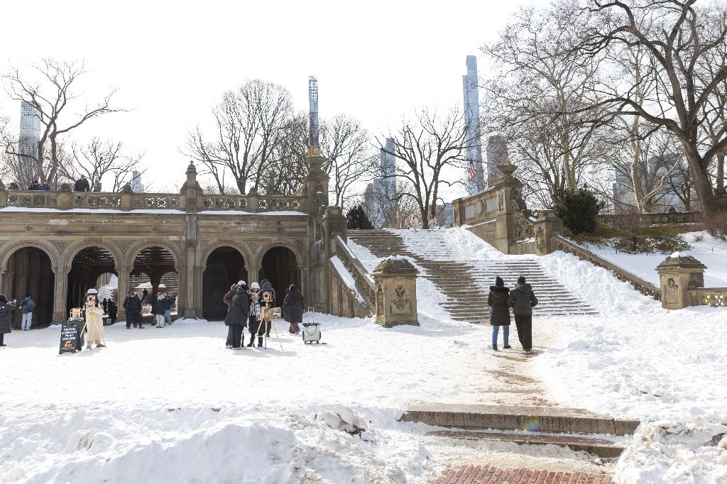 Снежная буря в США унесла 85 жизней, десятки тысяч домов остаются без света