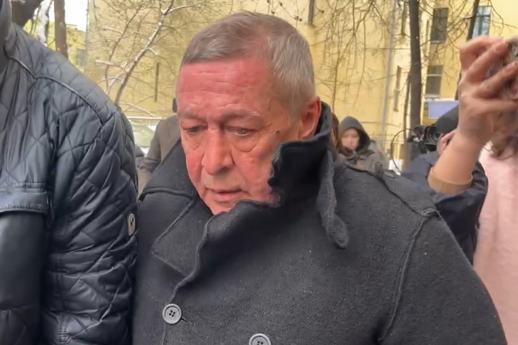 В театре Михалкова рассказали, когда состоится премьера спектакля &laquo;Без свидетелей&raquo; с Ефремовым