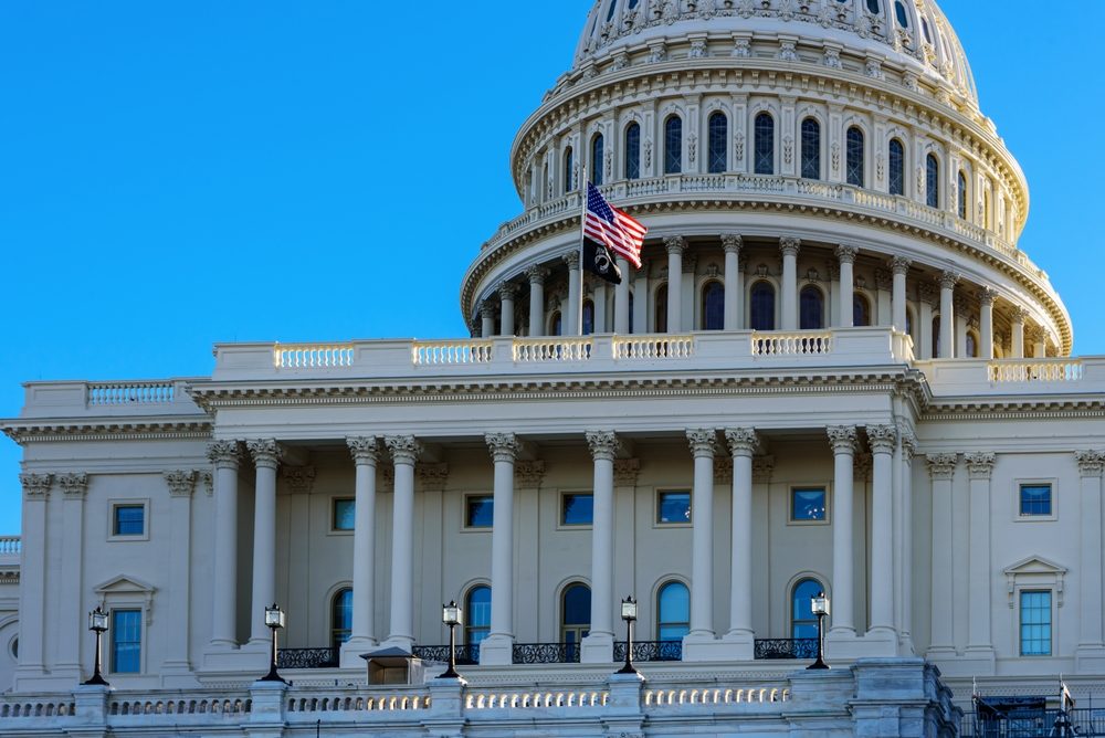 Конгресс США призвал Трампа работать с Россией над ДСНВ