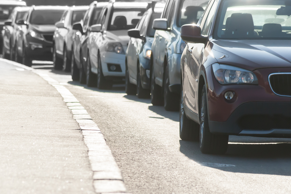 Очередь из свыше 600 автомобилей образовалась перед Крымским мостом