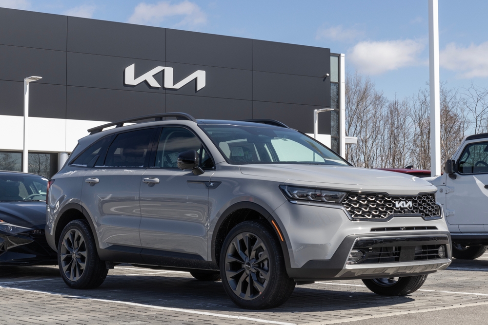 Kia за 2025 год зарегистрировала в России 36 товарных знаков