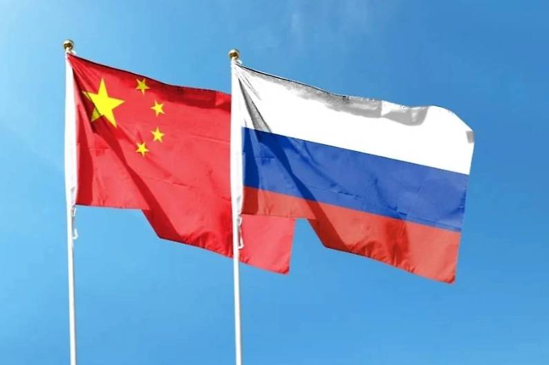 В генконсульстве РФ в Харбине назвали причину появления очереди на границе с КНР