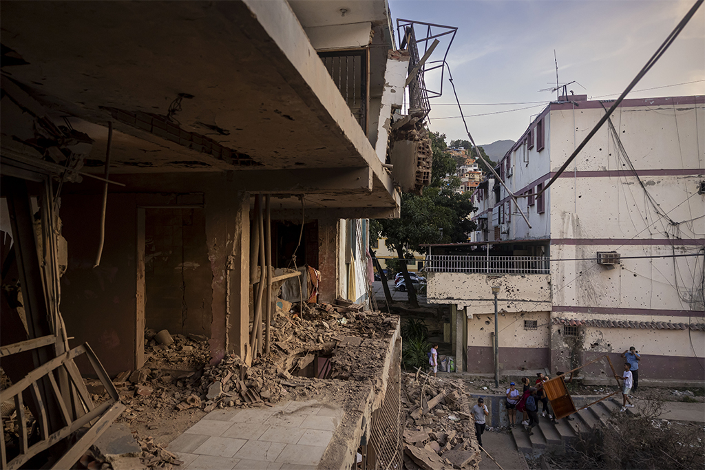 В Еврокомиссии проглотили язык после вопроса о гибели мирных жителей Венесуэлы