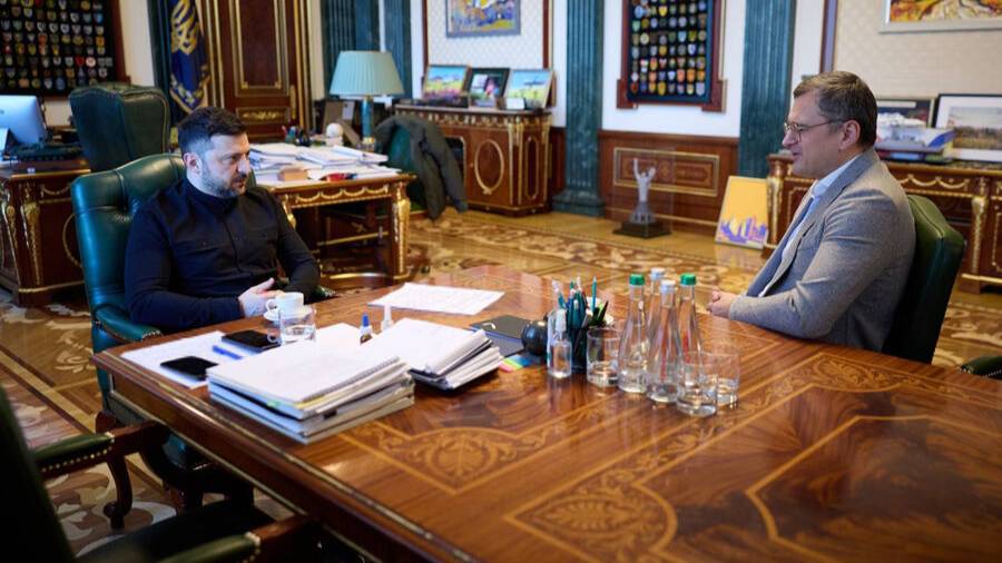 Зеленский встретился с Дмитрием Кулебой и намекнул на его возвращение во власть