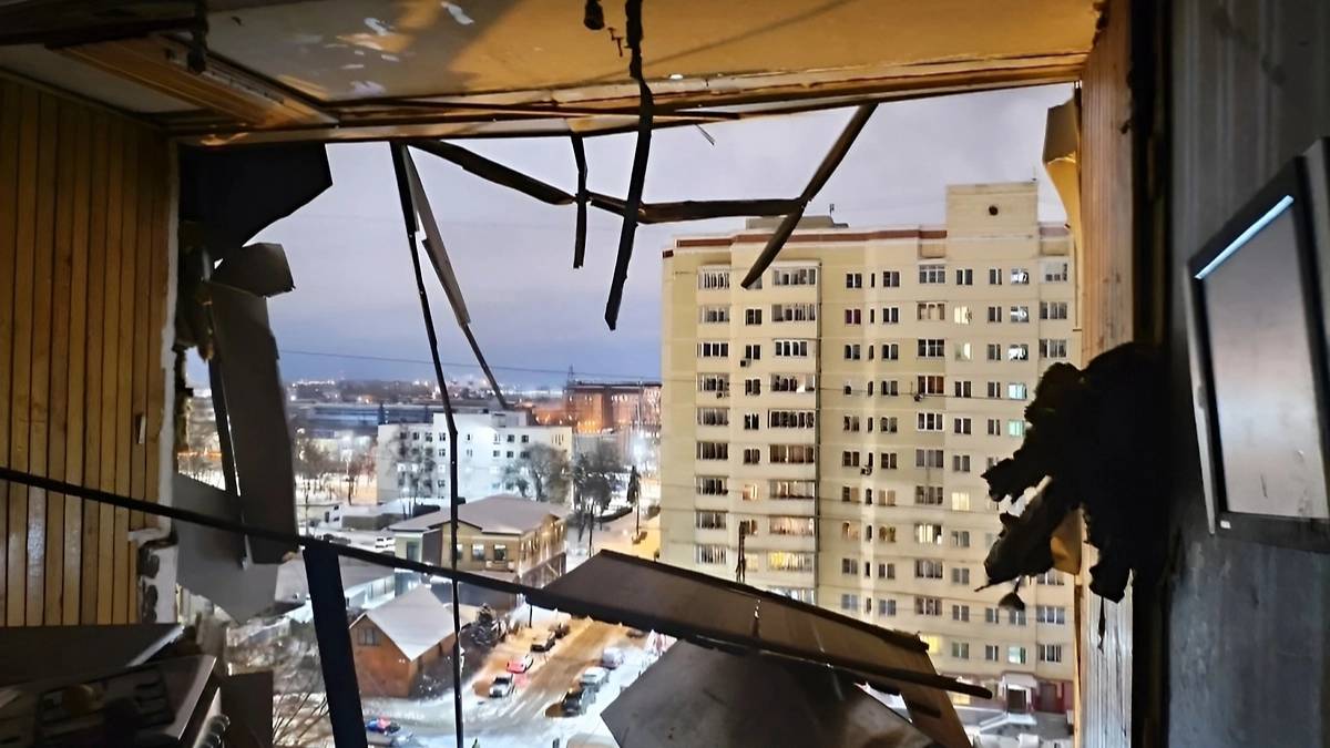 СК возбудил уголовное дело после взрыва газа и смертельного пожара в Твери