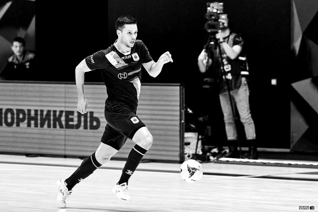 Бывший форвард сборной Бразилии внезапно умер в аэропорту Ухты в 32 года