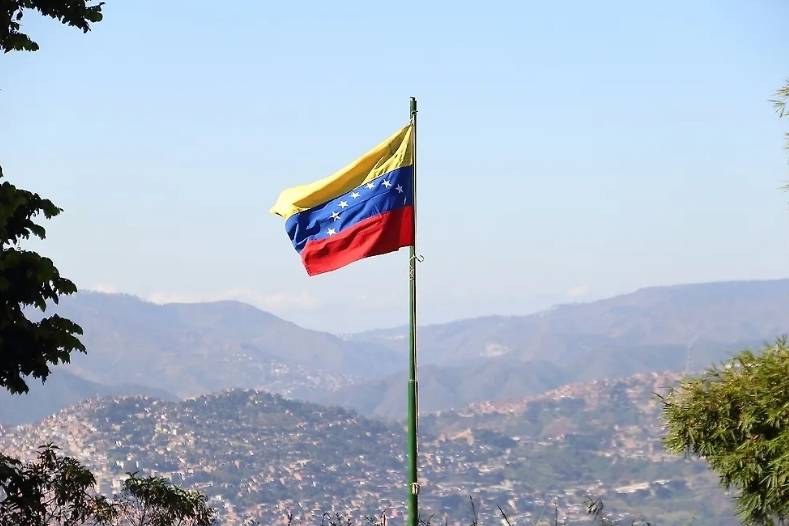 Polymarket оказался выплачивать выигрыши за ставки на вторжение США в Венесуэлу