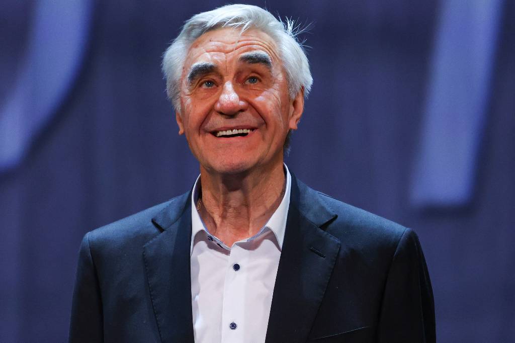 Звезда Сватов Васильев разорвал все связи с сыном и внуками