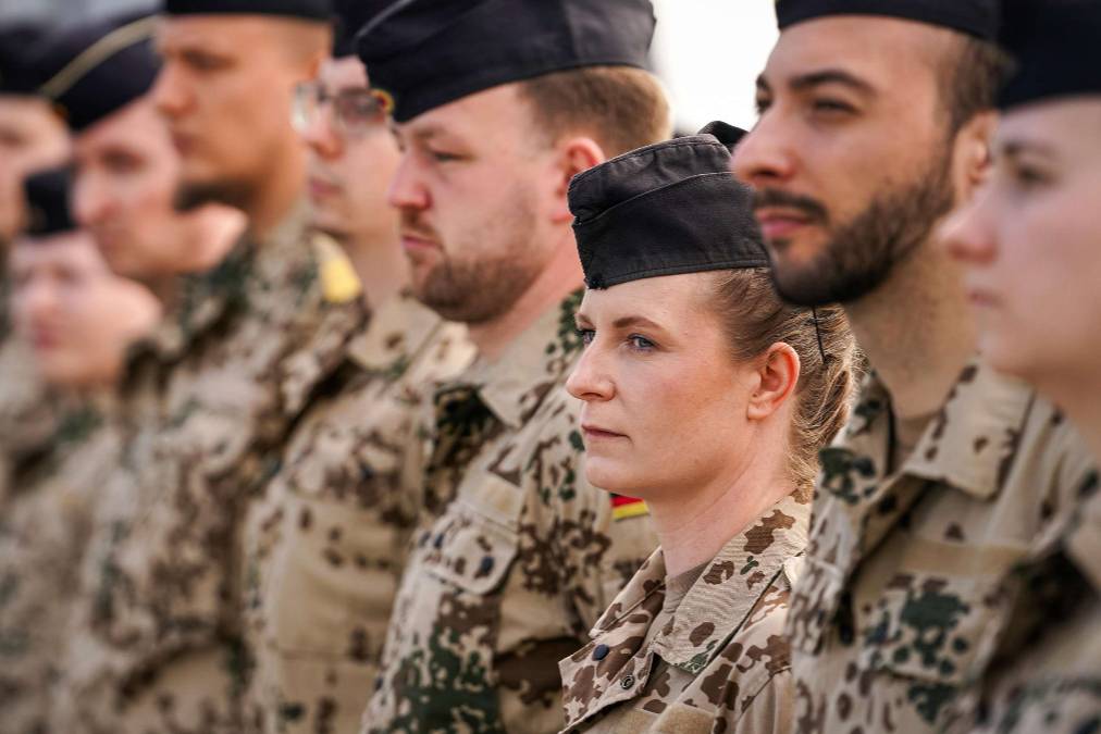 Der Spiegel: Писториус планирует набрать в Бундесвер 20 тысяч добровольцев 