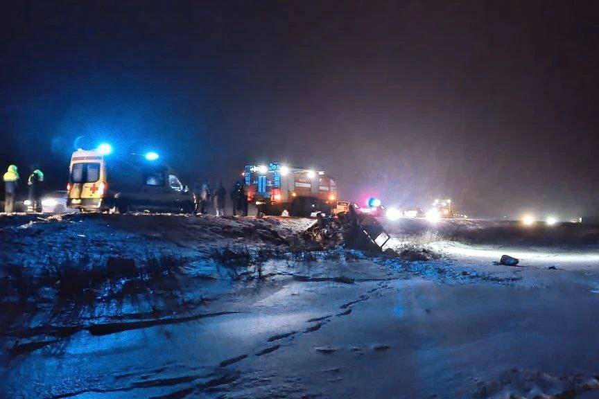 Прокуратура: Причиной ДТП под Волгоградом стал выезд фуры на встречную полосу