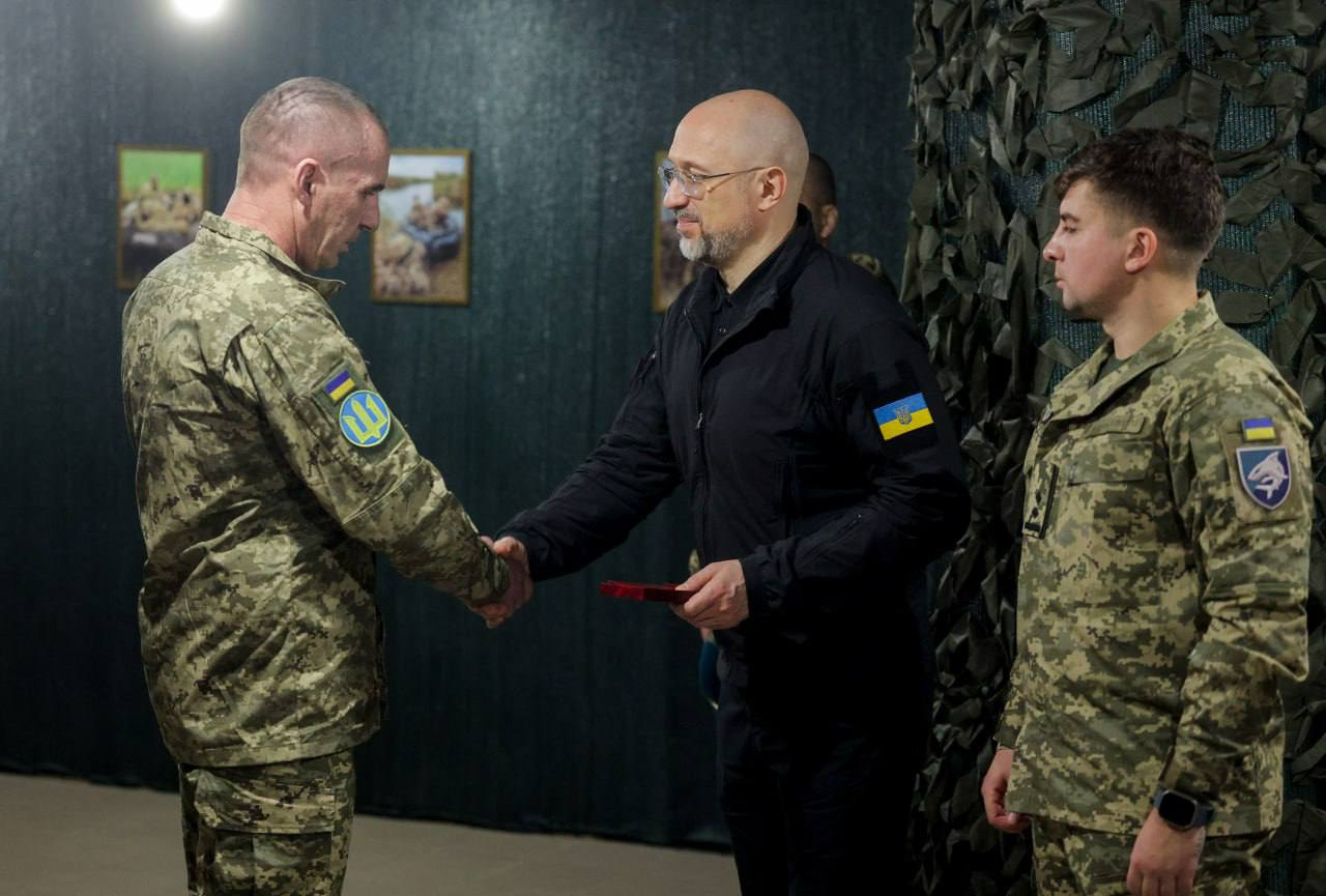 Министры обороны и цифровой трансформации Украины сменят должности