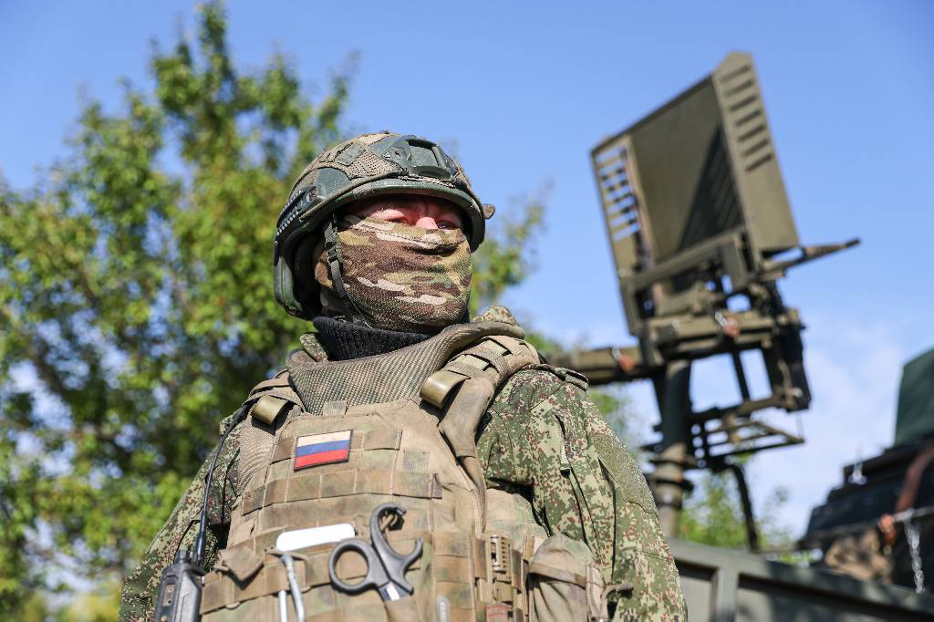 МО РФ раскрыло &laquo;манёвры и уловки&raquo; при освобождении Новотроицкого и Петровского