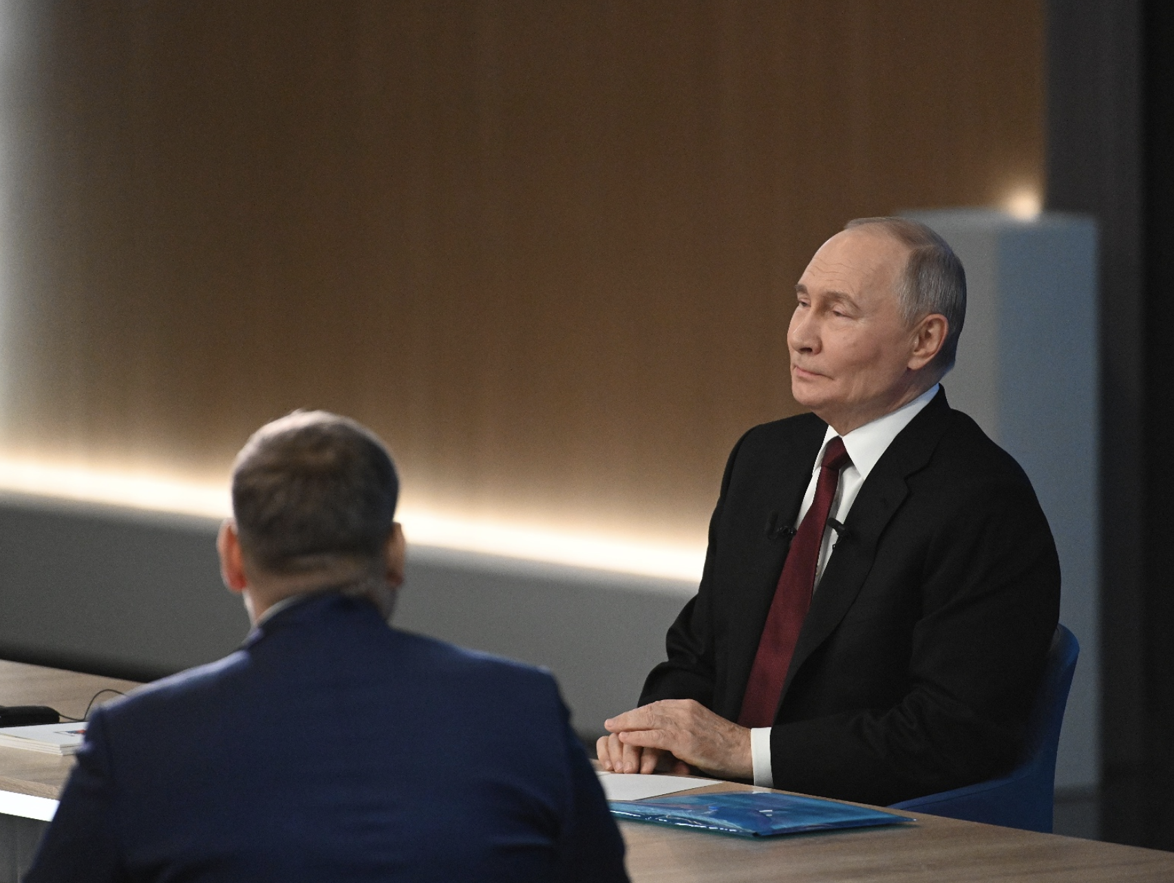 Путин поздравил дзюдоиста Тасоева с победой на чемпионате мира в Баку