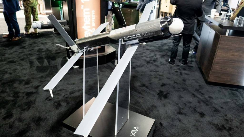 США передали Литве первую партию дронов Switchblade