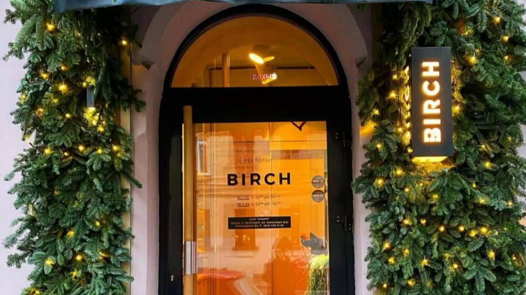 Закрытый за антисанитарию в Петербурге ресторан Birch получил звезду Michelin за филиал в Дубае

