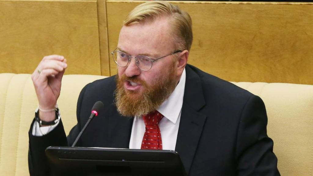 &laquo;Пусть заткнутся&raquo;: Милонов жёстко ответил США на призыв уехать из России