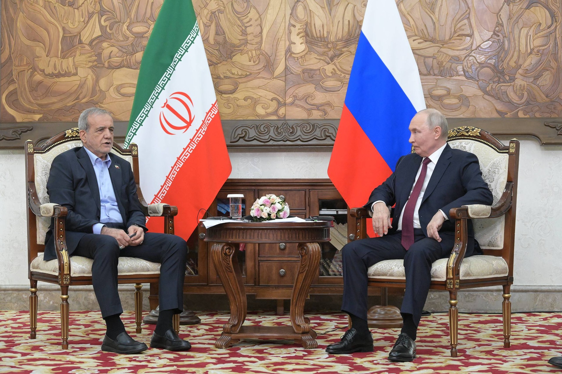 Путин заявил, что Россия готова подключиться к урегулированию на Ближнем Востоке