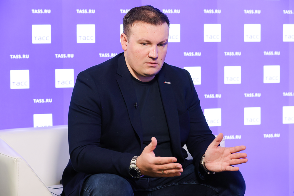 &laquo;Гибридизировал бы нас&raquo;: Экс-глава МВД Черногории высмеял задержание основателя &laquo;Рыбаря&raquo;