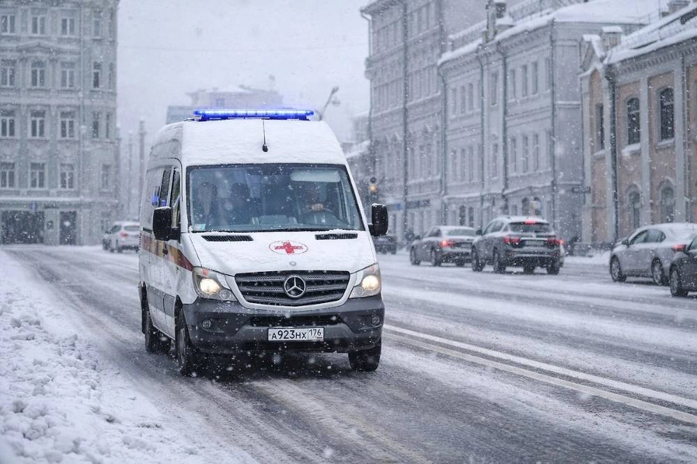 Около 50 учеников ульяновской школы обратились за медпомощью с недомоганием