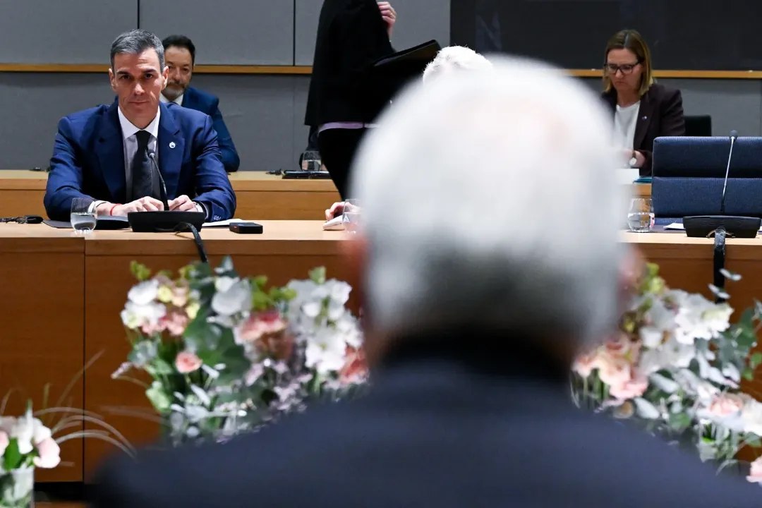 Испания возмущена из-за совещания &laquo;20 избранных&raquo; в отеле в преддверии саммита ЕС