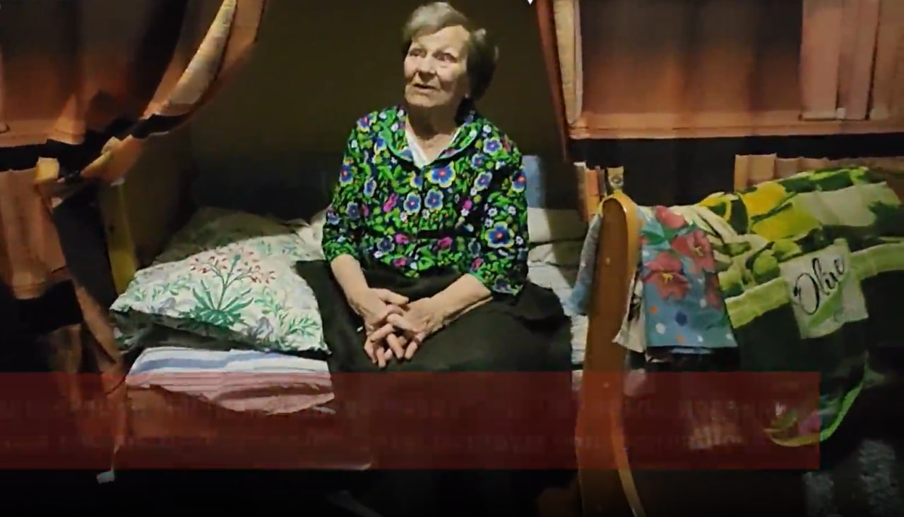 Бабуля из ДНР годами пряталась в подвале от бомбёжек ВСУ и преодолела тысячи км ради дочки