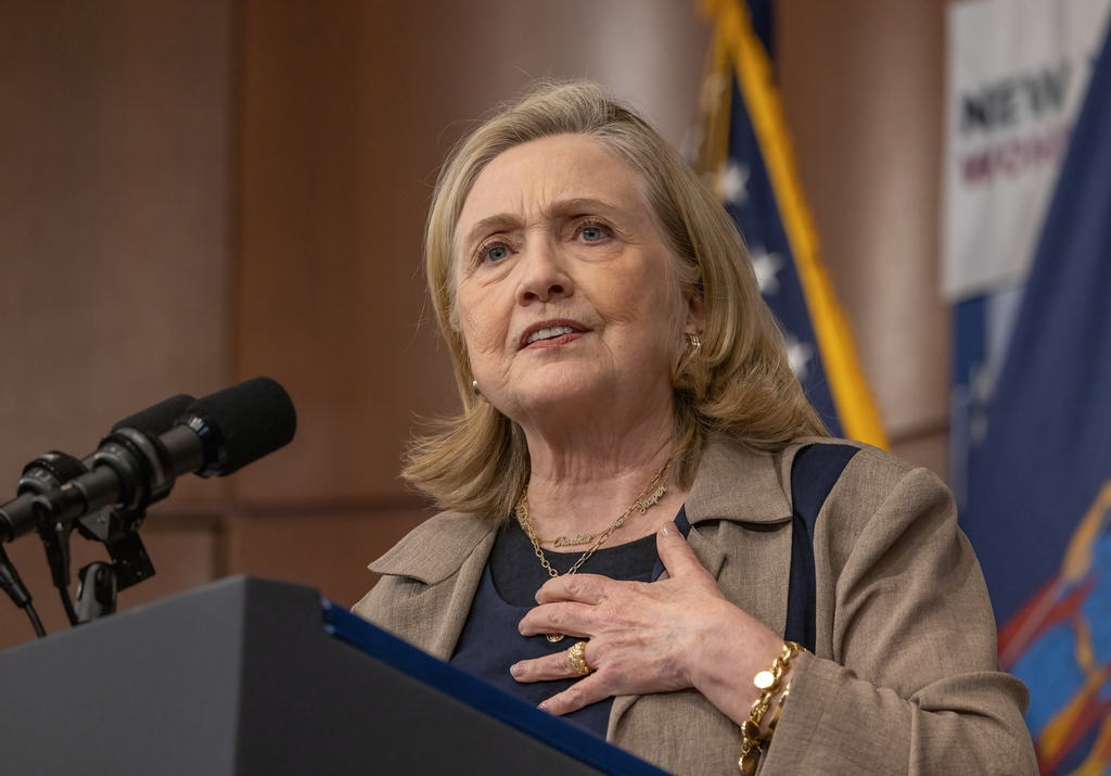 Хиллари Клинтон призвала дать Украине Томагавки для удара по базам в России