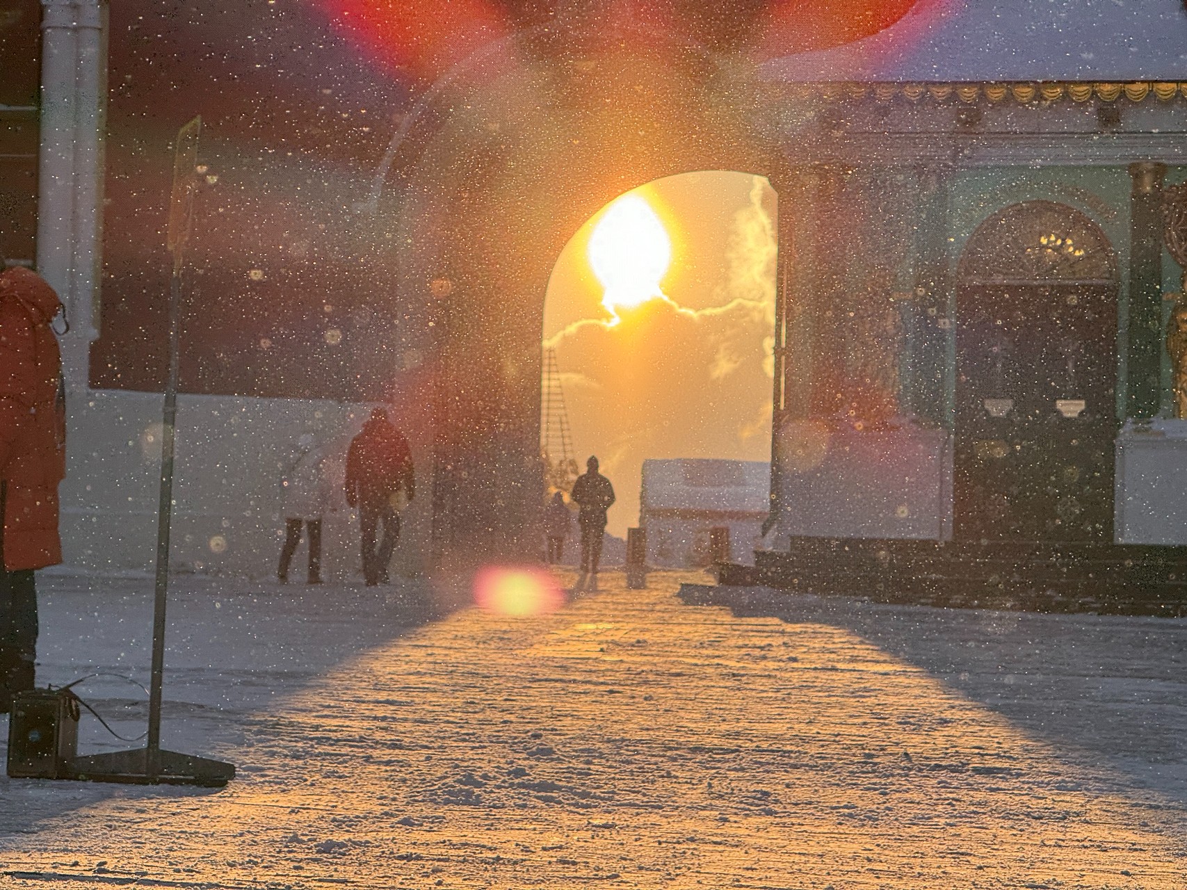 Москвичей предупредили о мощной &laquo;снежной атаке&raquo; с сугробами под 75 см