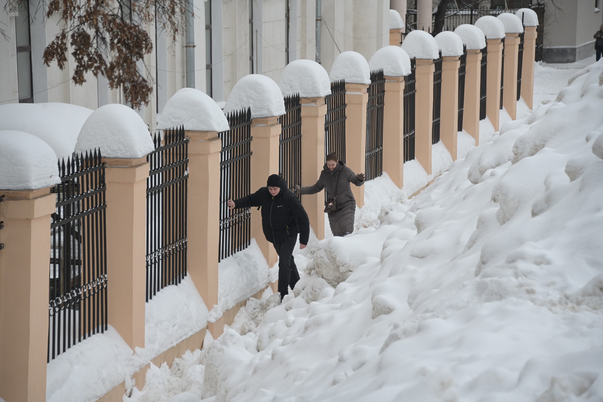 До 400 тысяч рублей: В ГД рассказали, какие штрафы грозят коммунальщикам за неубранный снег
