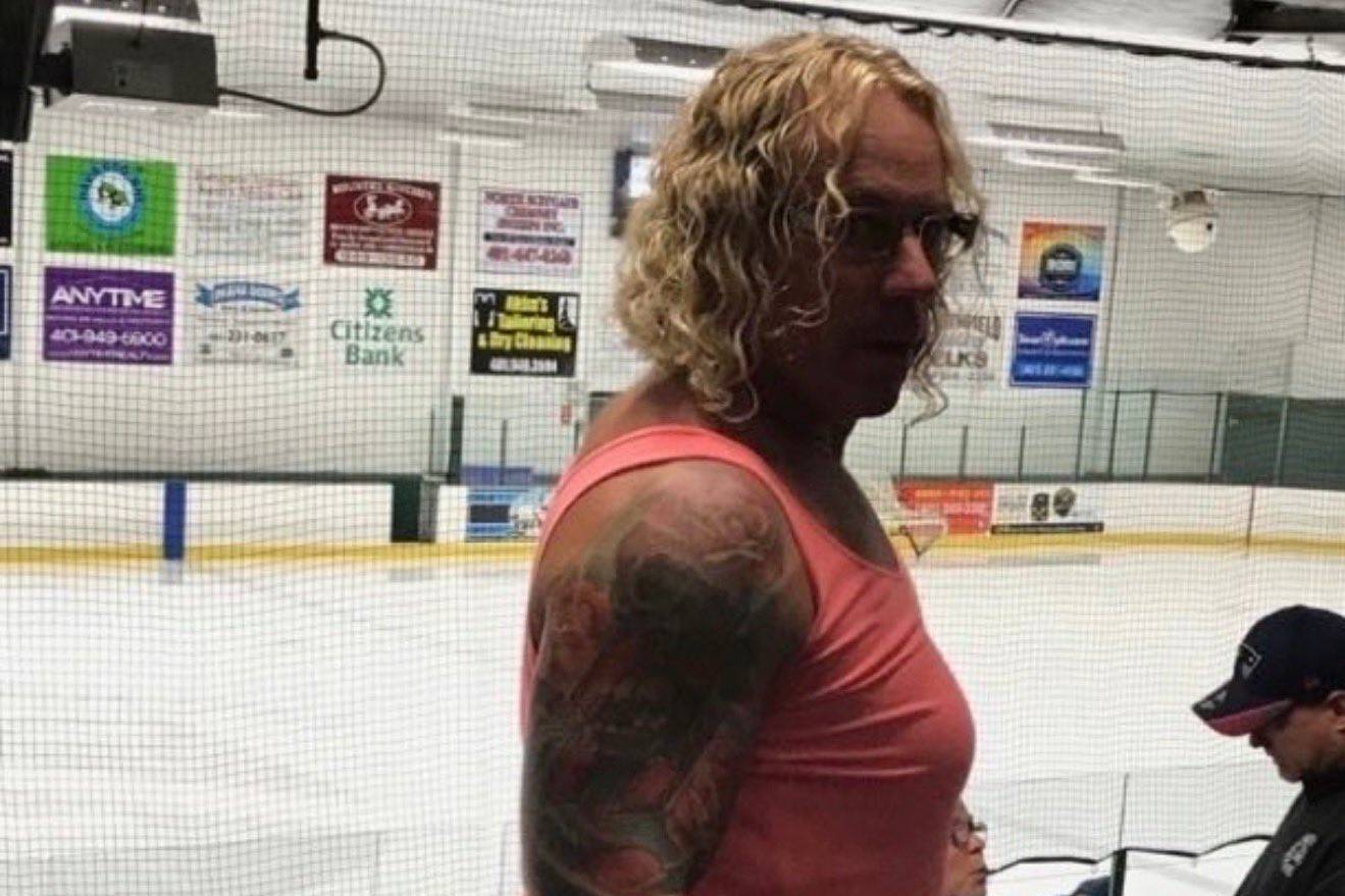 Трансгендер*, застреливший людей на хоккейном матче в США, оказался нацистом