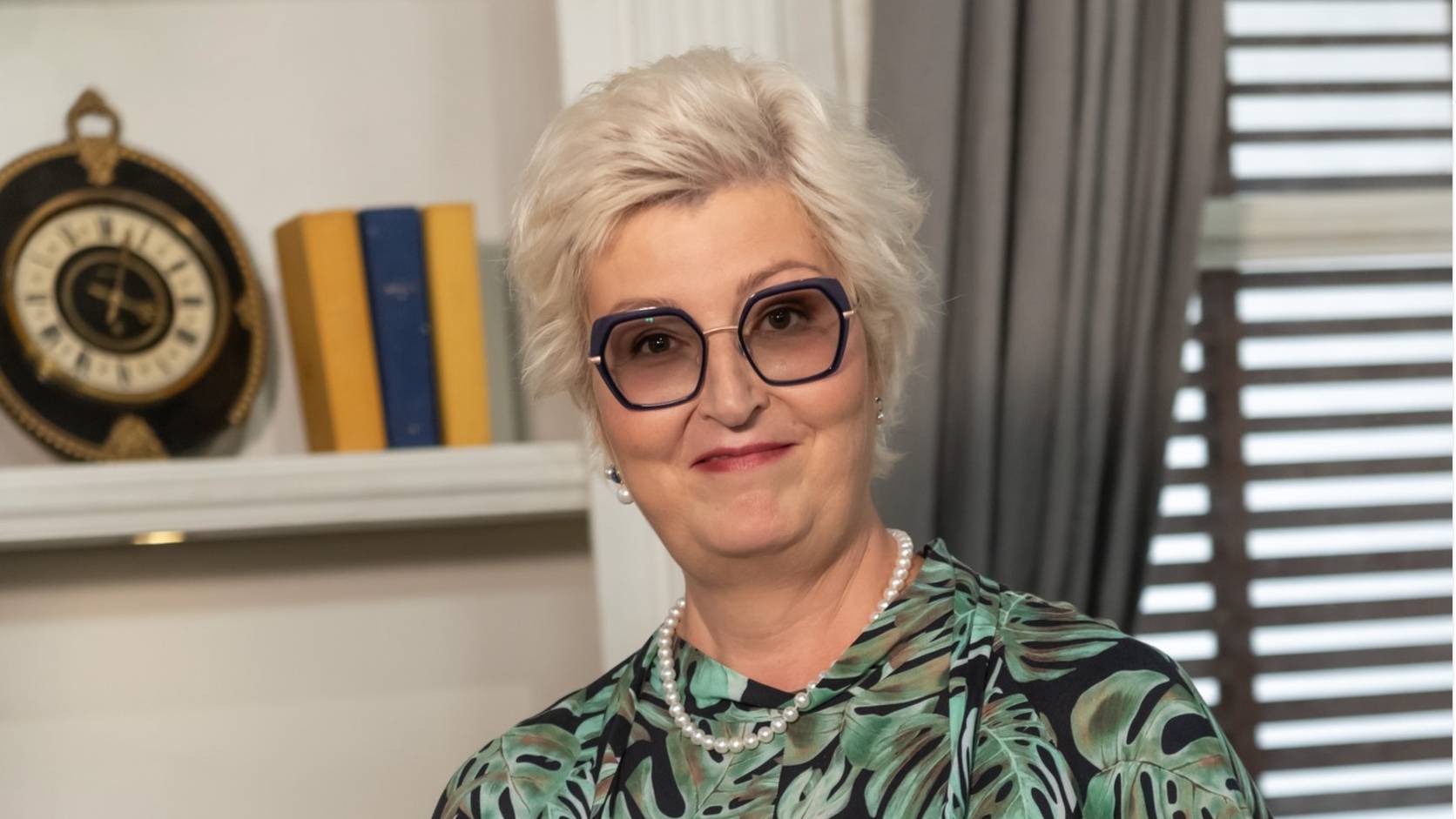 Воры стащили ювелирку из дома писательницы Устиновой в Ярославской области