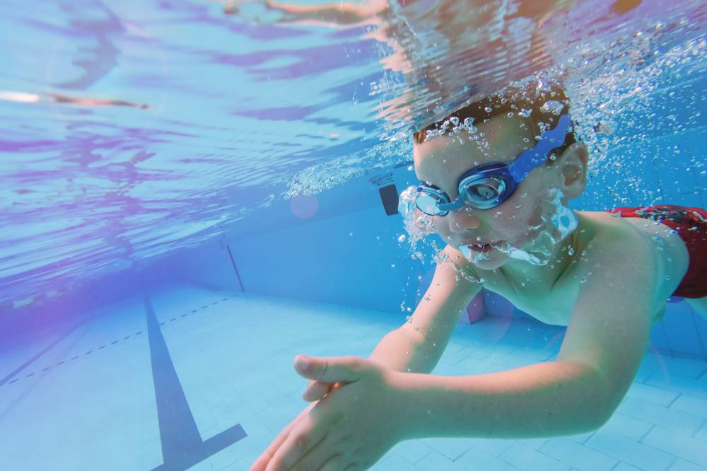 СК возбудил дело против топившего пятилетнего ребёнка в бассейне тренера из Казани