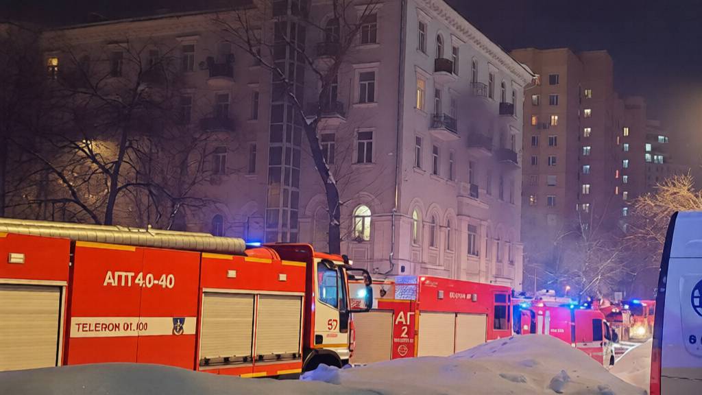 В центре Москвы полыхает жилой дом &mdash; эвакуированы 25 человек
