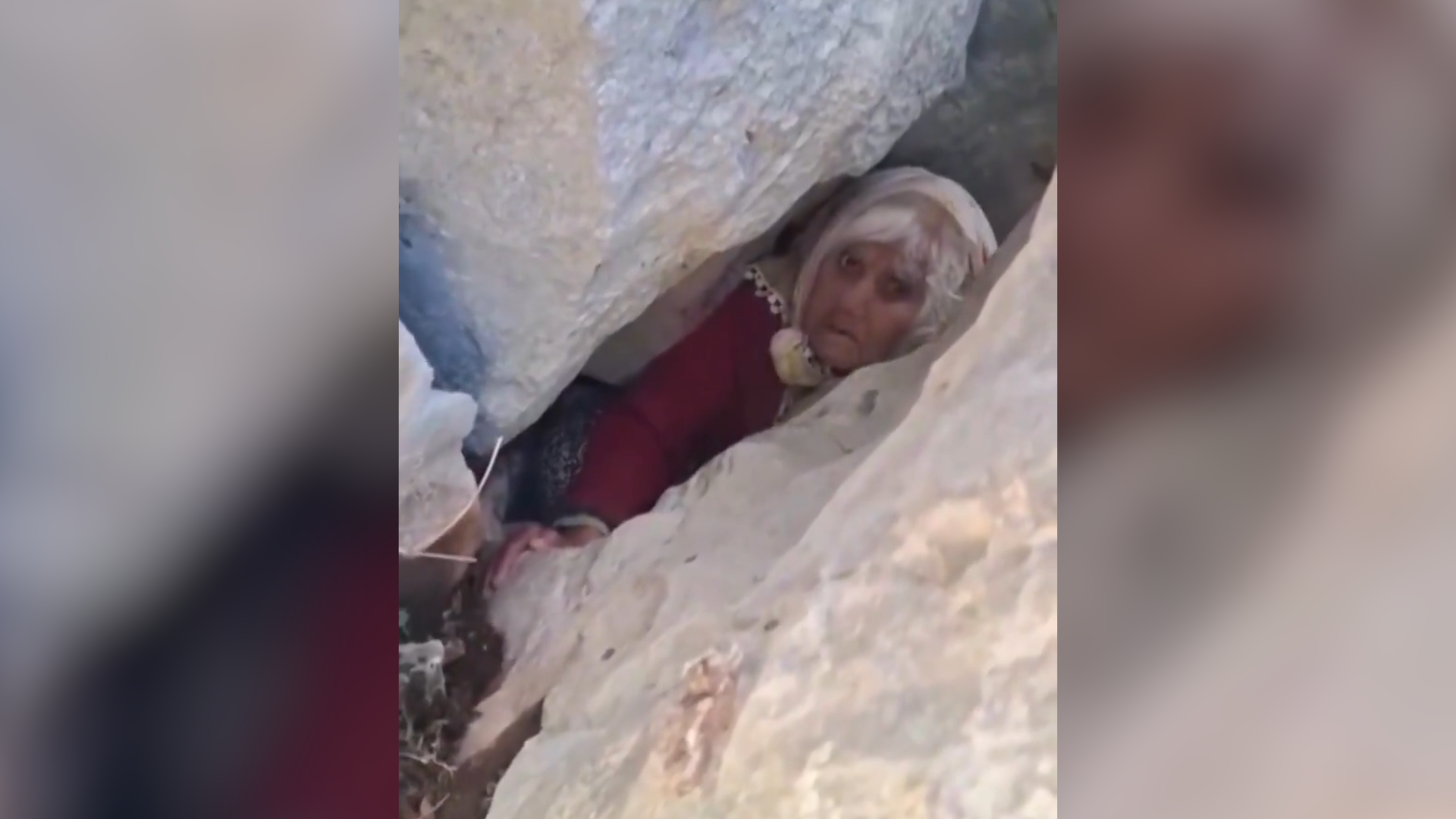 В Турции спасатели вызволили 80-летнюю бабушку из расщелины между скалами
