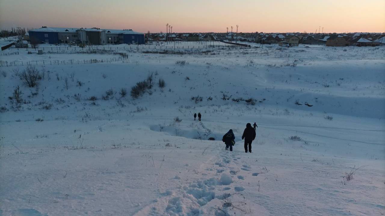 Женщина и ребёнок найдены мёртвыми в овраге в Оренбургской области
