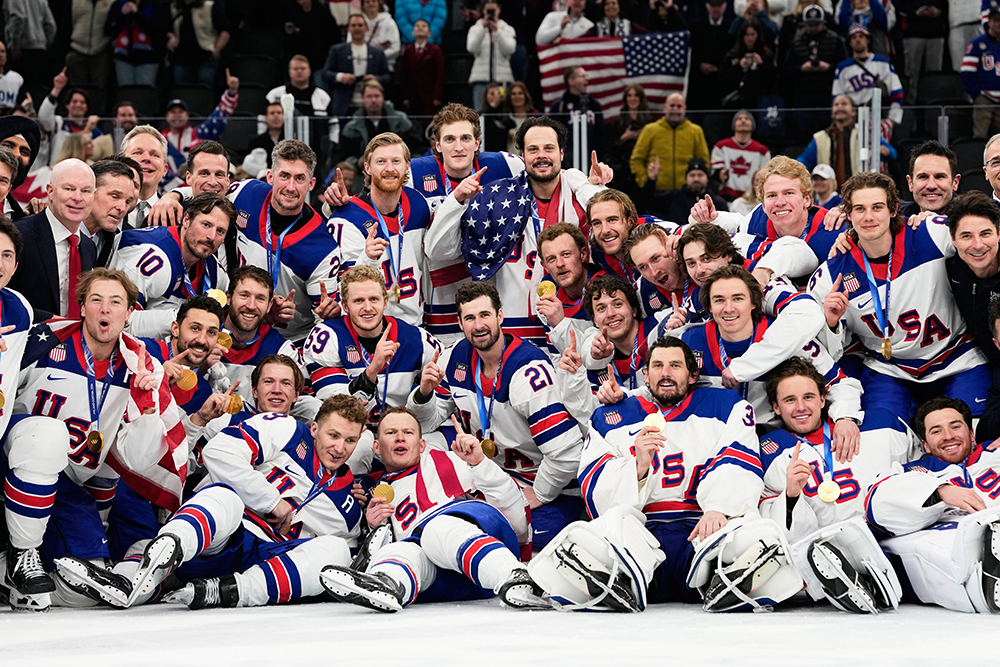Трамп поздравил сборную США по хоккею с олимпийским золотом
