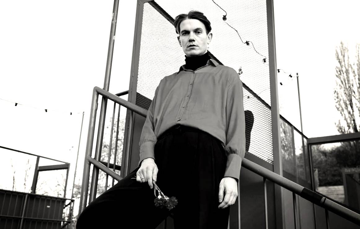 Солиста группы Shortparis Николая Комягина похоронили в Петербурге