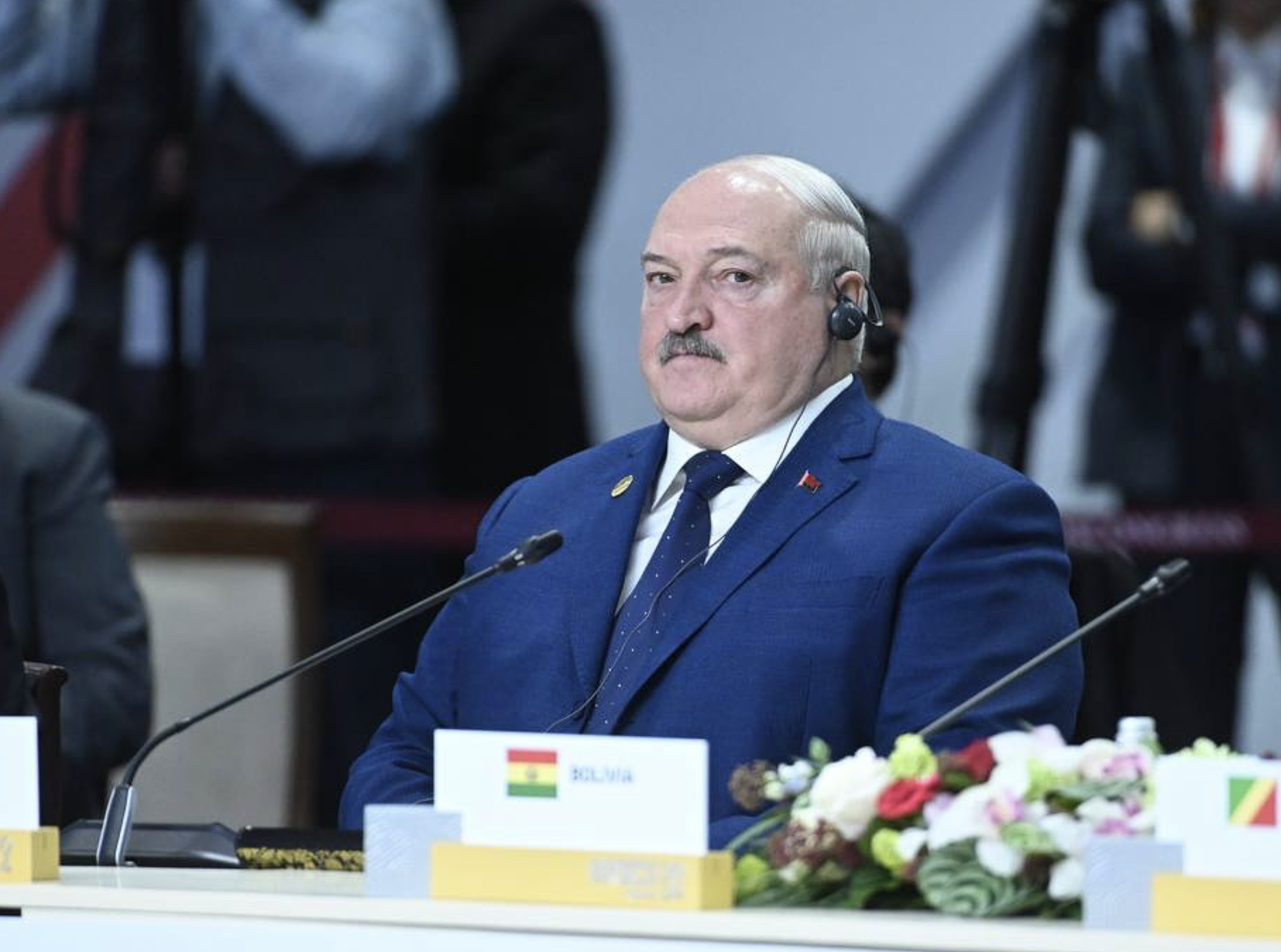 Самолёт Лукашенко приземлился в Москве