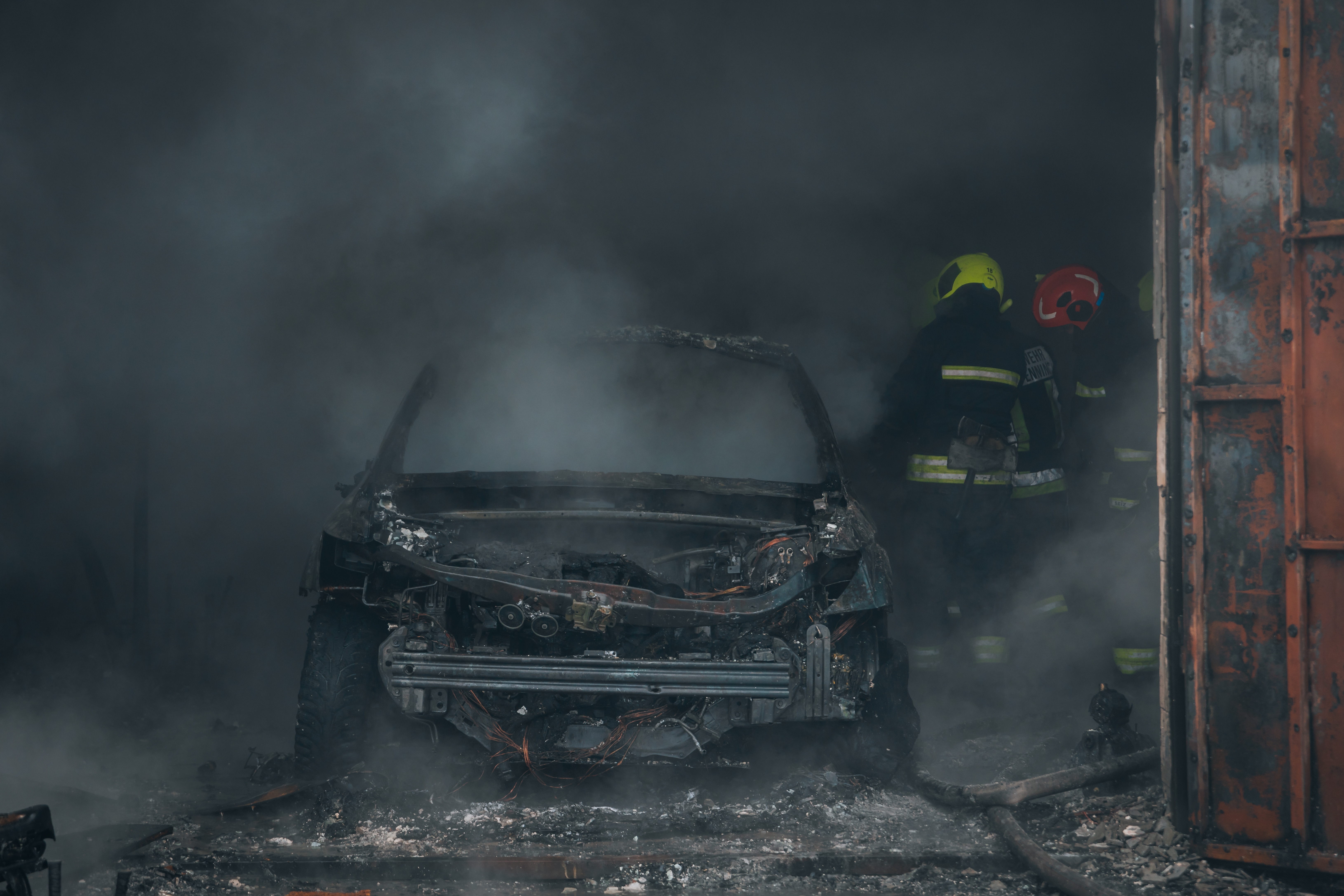 Два мирных жителя погибли в ЛНР при ударе дрона ВСУ по автомобилю