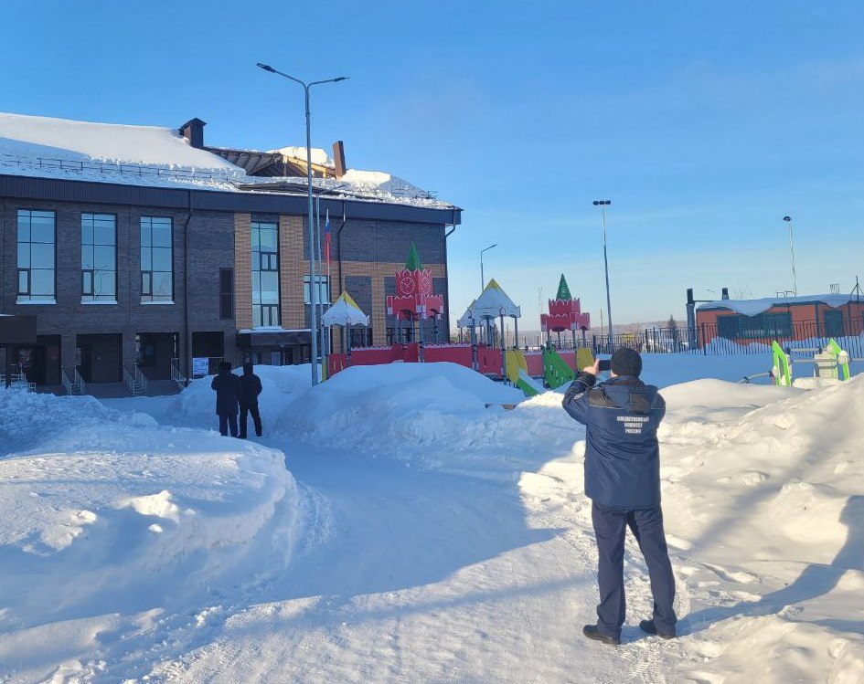 Уголовное дело возбуждено по факту обрушения крыши школы в Новосибирской области