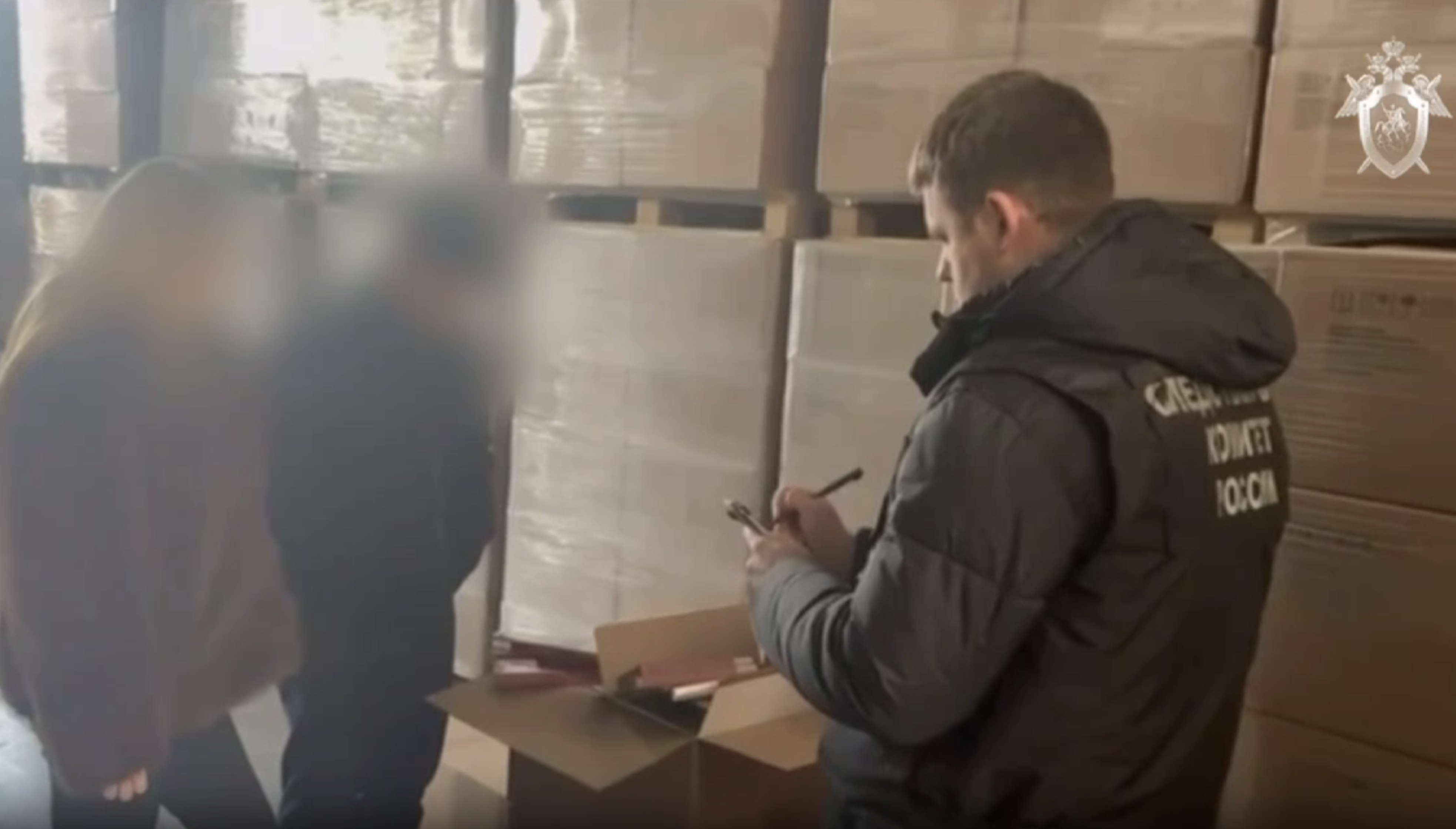 ФСБ обнаружила на Кубани склад контрафактного табака на 1 млрд рублей