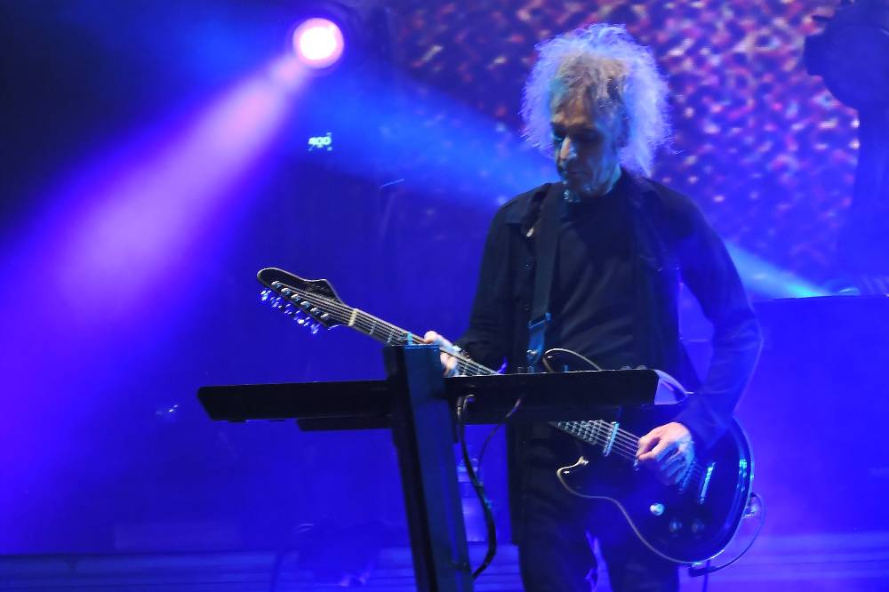 В Британии расследуют &laquo;странную&raquo; смерть экс-гитариста The Cure Перри Бэмоунта