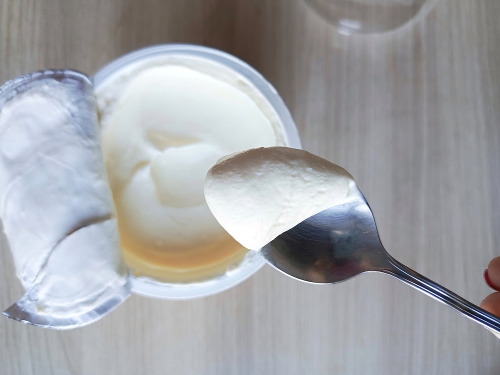 Американский конькобежец забил холодильник в олимпийской деревне российским йогуртом