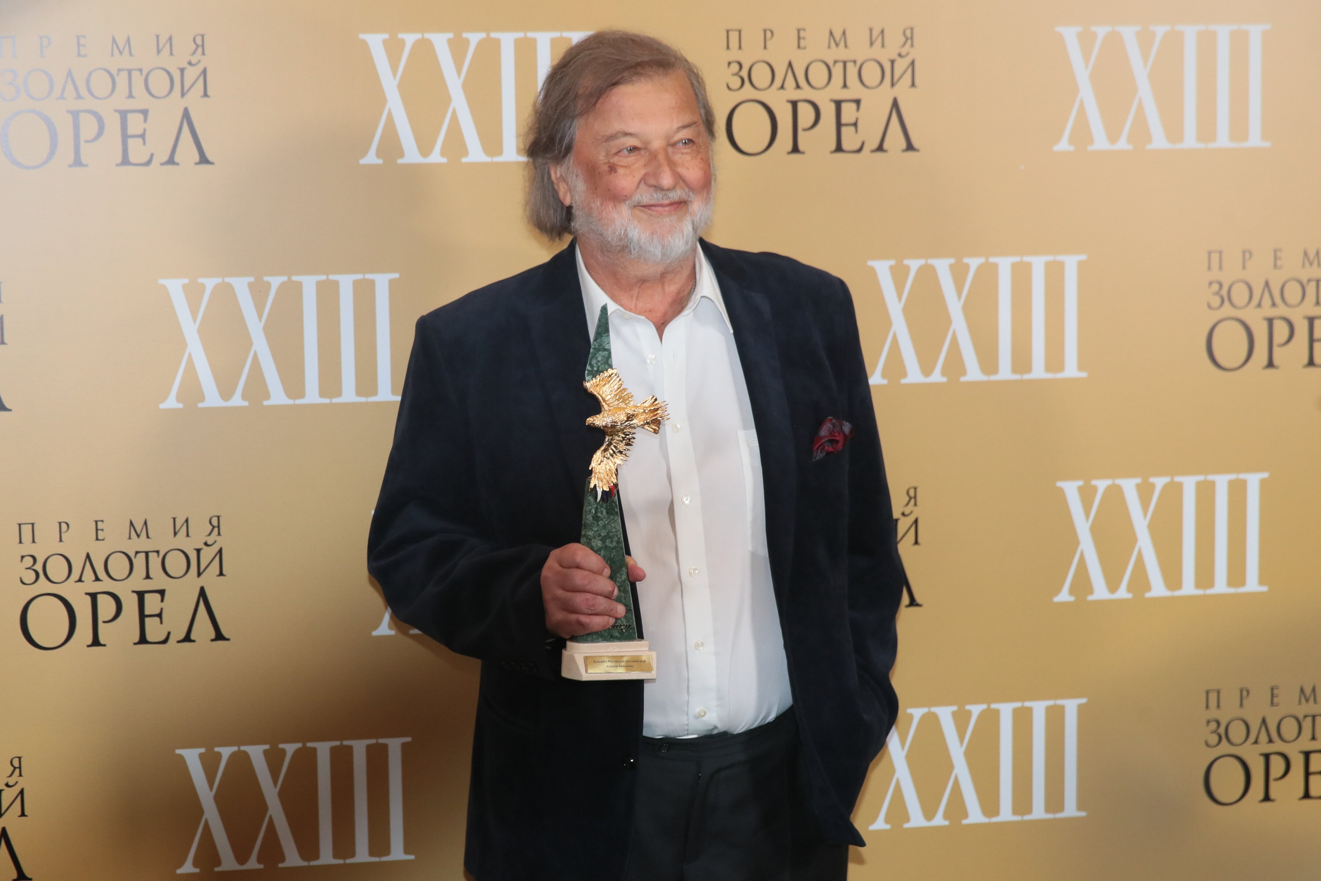 Композитор Рыбников и Apple Music уладили спор из-за 247 песен