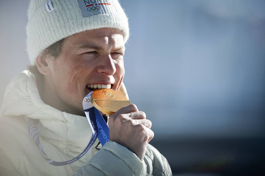 Норвегия возглавила медальный зачёт после второго дня Олимпиады в Италии